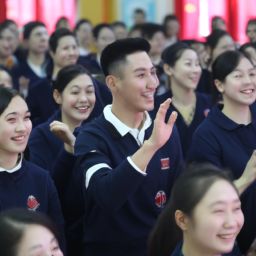 <strong>美容</strong>護膚行業(yè)在五行中屬于什么行業(yè)？探尋傳統(tǒng)哲學與現(xiàn)代商業(yè)的契合點