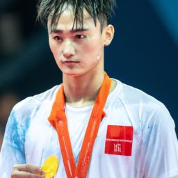 美容護(hù)膚五行屬什么？探尋美容護(hù)膚產(chǎn)業(yè)中的五行元素！